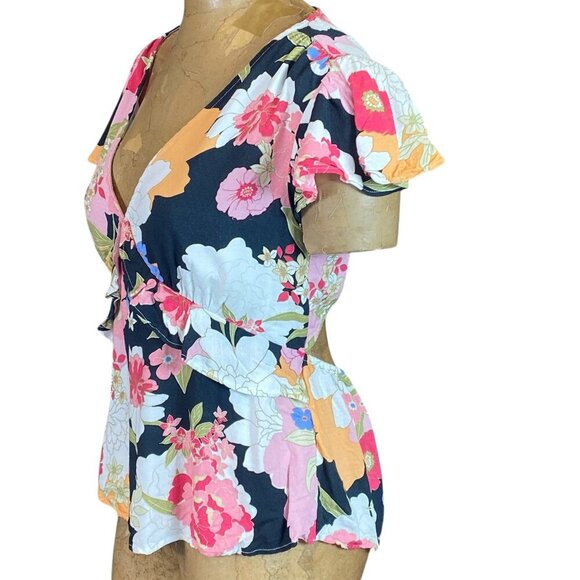 Jessica Simpson Open Back Flutter Sleeve Floral Top Sz L #204J - Picture 4 of 8